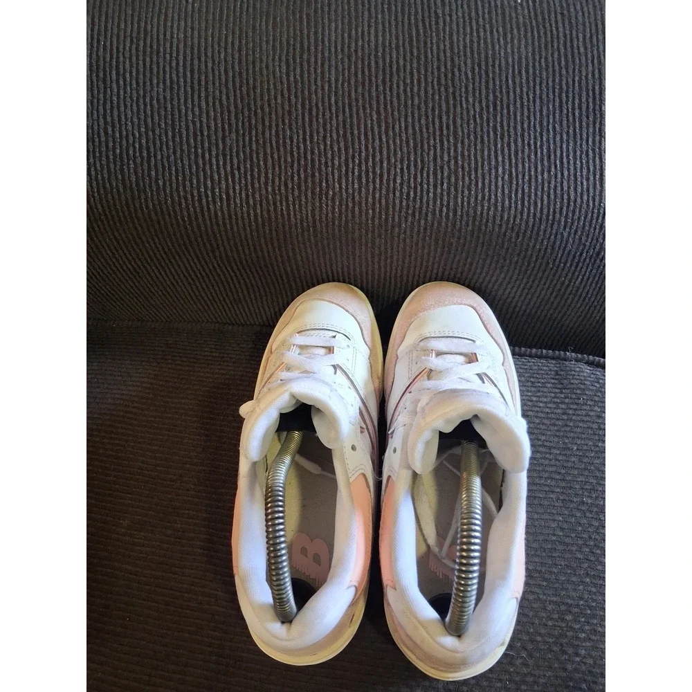 New Balance 550 Kids White Pink Suede Leather Sneakers GSB550CD Size 4.5Y
